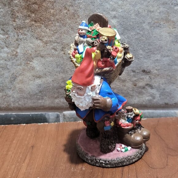 International Santa Claus Collection Jouluvana Estonia Figurine 1993 - Picture 8 of 10